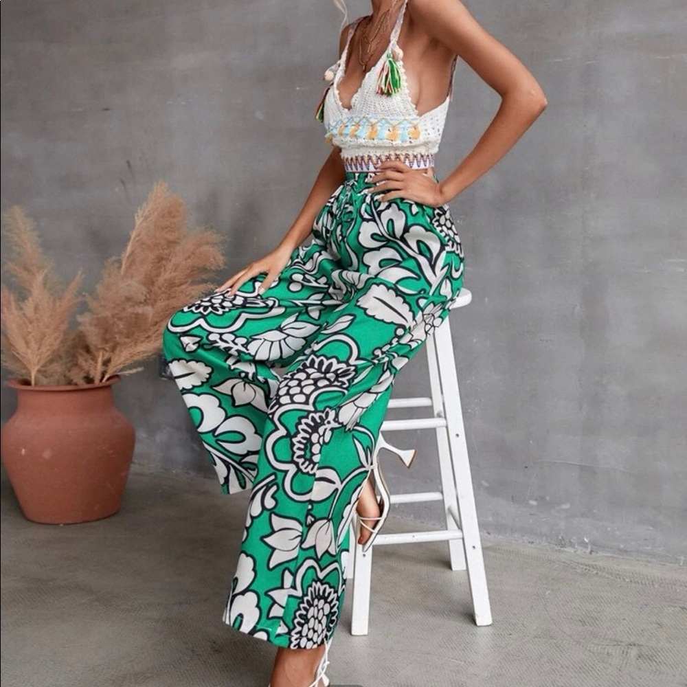 3/$25!!  New Chic Boho Fashioned  Floral print  wide leg pants